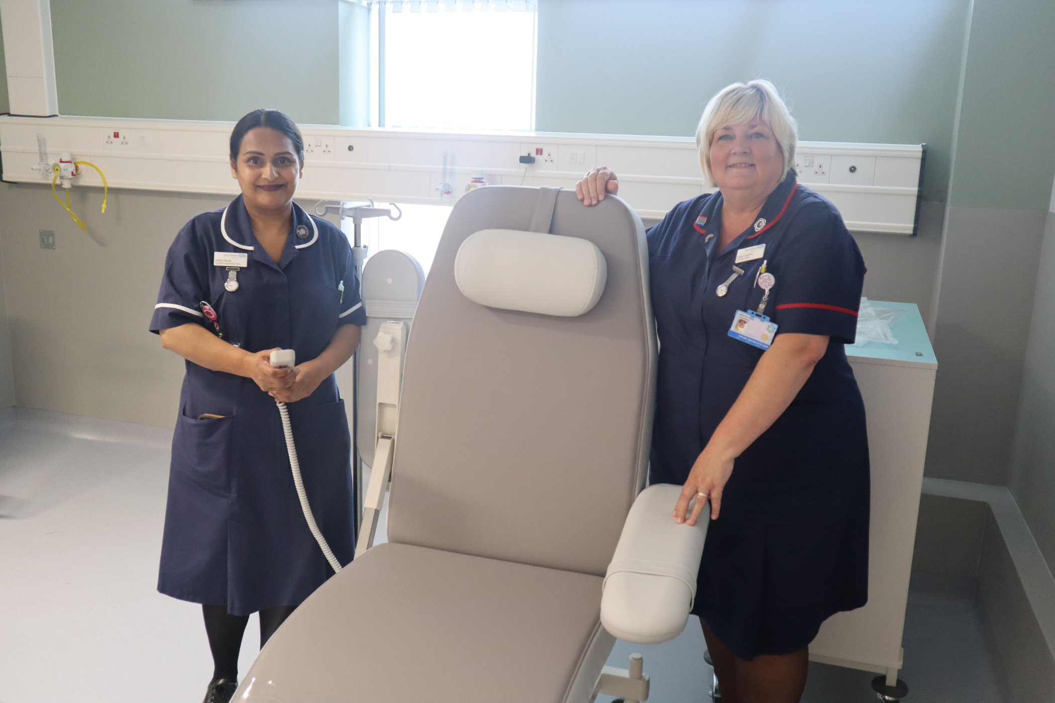 Elective Treatment Centre Harpal Bassi and Gillian Goodwin[1].jpg