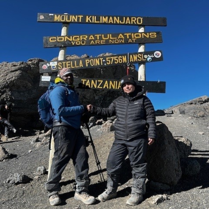 Donna Kilimanjaro (1).jpg